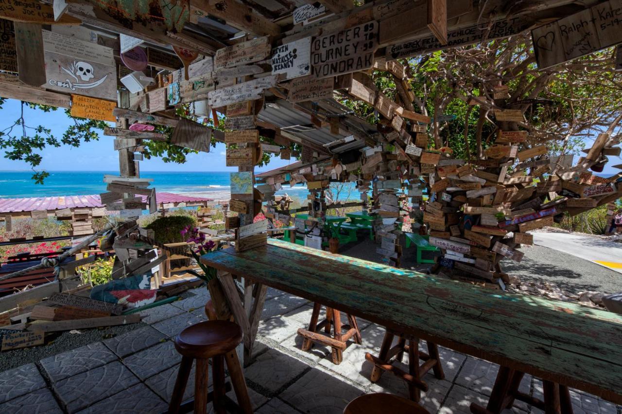 Pineapple Beach Club (Adults Only) Long Bay Luaran gambar