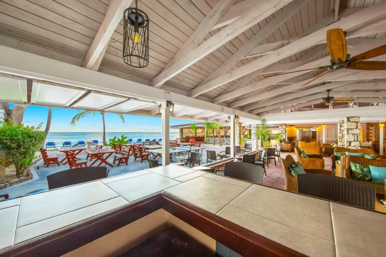Pineapple Beach Club (Adults Only) Long Bay Luaran gambar